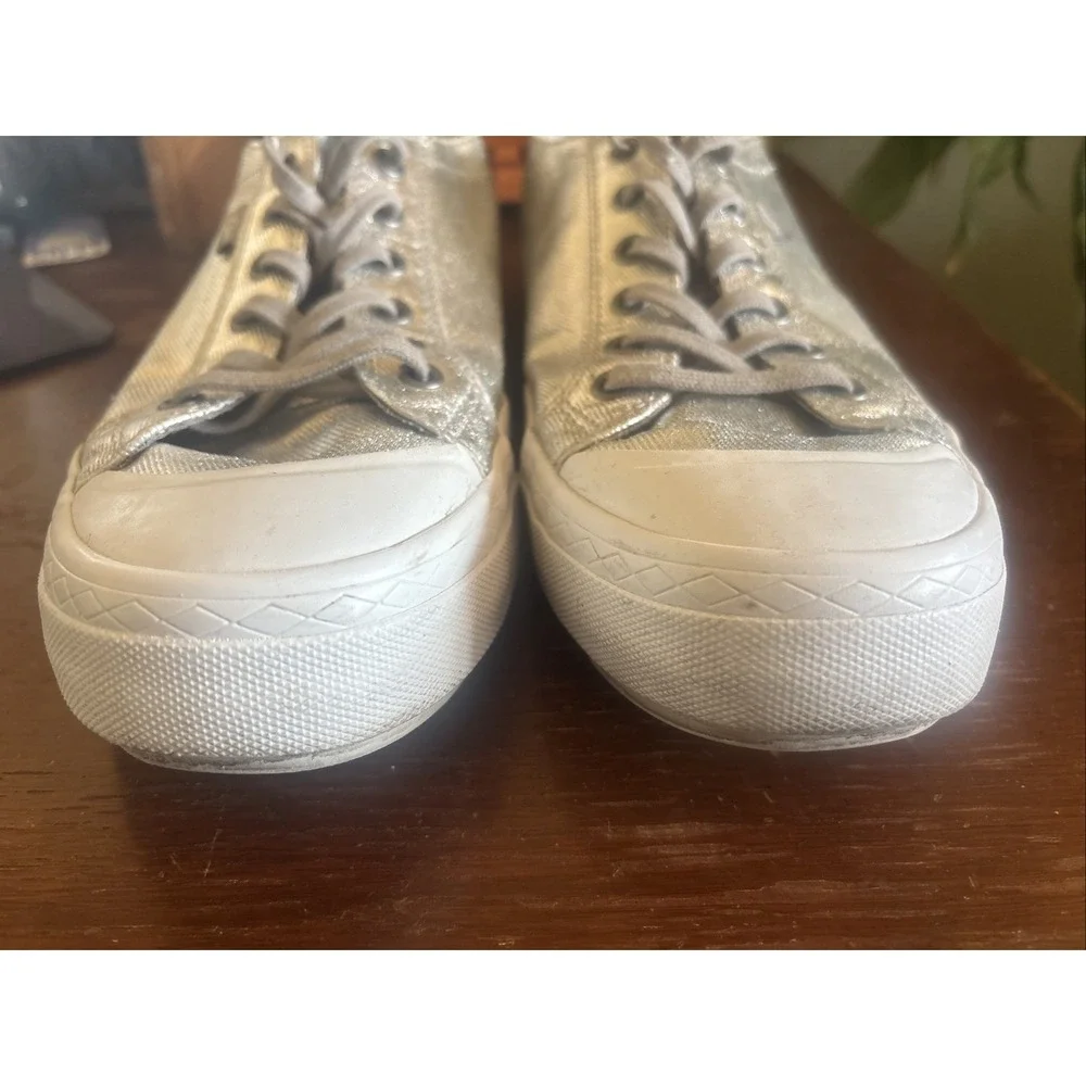 UGG Aries Metallic‎ Silver Shoes Sneakers Women's Size 9 - Style 1101917